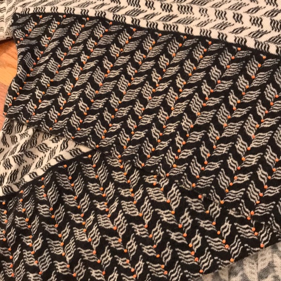 Moth Top, beaded crossover - Picture 2 of 4